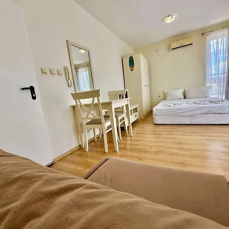 Apartment Cozy In Flores Park By Menada Sunny Beach